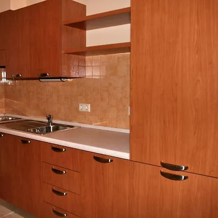 Private In Sunset Apartment